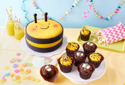 Bumblebee Cake