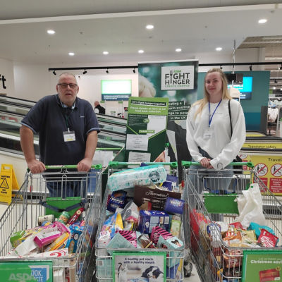 Supporting local food bank | Asda Watford
