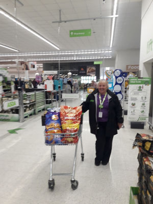Donation of snacks to therapeutic ward | Asda Thornaby