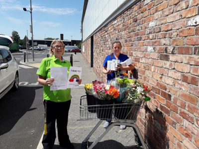 Flower arranging help | Asda Bootle