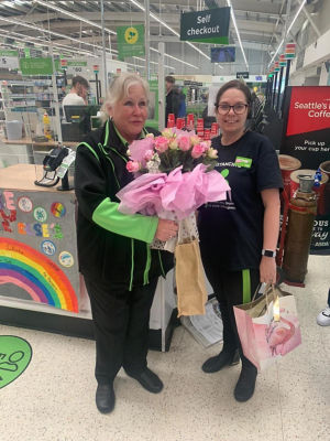 Tears all round as colleagues mark Pam’s final day  | Asda Donnington Wood