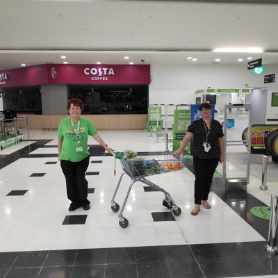 Fruity gifts for local school  | Asda Watford