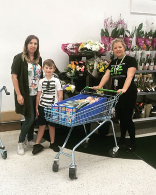 Henry Hinde Infant School fruit donation | Asda Rugby