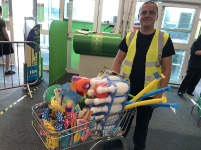 Ladeside Primary School donation  | Asda Stenhousemuir