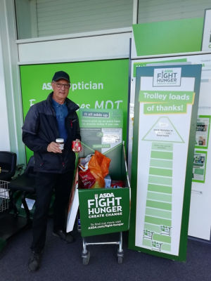 Customer donates to food bank each week | Asda Morley