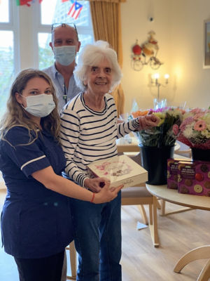 Flowers brighten up Croft House Residential Care Home | Asda Keighley