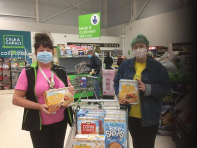 Food hub support | Asda Dundee West
