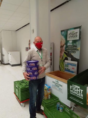 Treats for the volunteers at Cardiff Foodbank | Asda Cardiff Bay