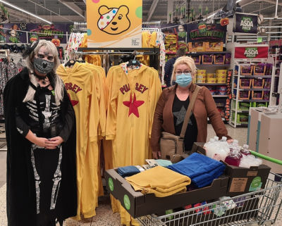 Jigsaw Family Support donation | Asda Newport Isle of Wight