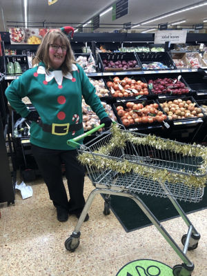 Asda elves spread festive joy and help charity | Asda Waterlooville