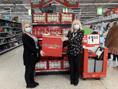Season's Greetings to residents at local Care Home. | Asda Barrow