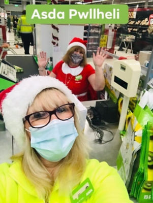 Christmas fun with colleagues  | Asda Pwllheli