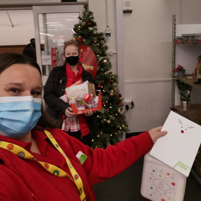 Christmas cards for care home residents | Asda Wythenshawe