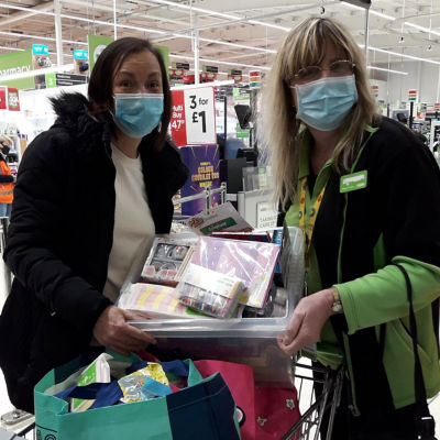 Sweet treats for young patients | Asda Chatham