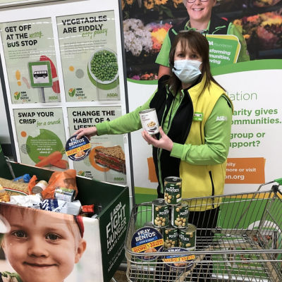 Generous customer helps food bank | Asda Waterlooville