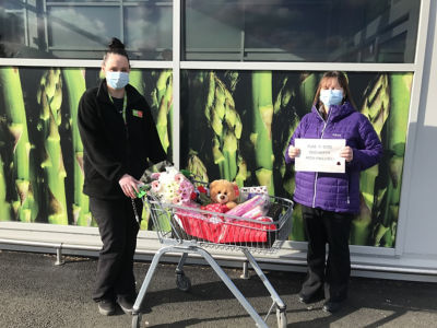 Valentines for our care homes  | Asda Pwllheli