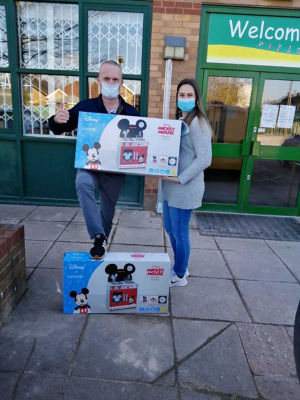 Surprise donation to local schools | Asda Reddish