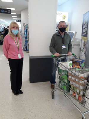 Helping fight hunger | Asda Leigh