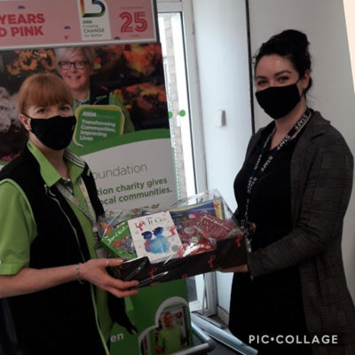 LORD ST PRIMARY SCHOOL We have donated a selection of books for the childrens reading corner | Asda Colne