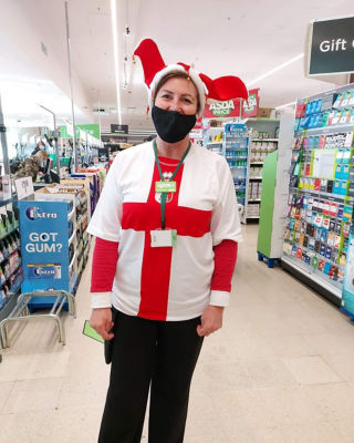 St George's Day 󠁧󠁢󠁥celebrations | Asda Sutton in Ashfield