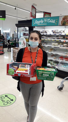 Helping primary school set up role-play shop | Asda Darlington