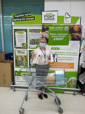 Gorsefield Primary School donation | Asda Radcliffe