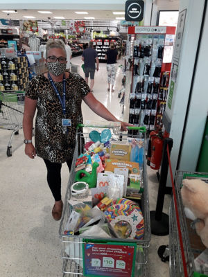 Stubbin Wood School donation  | Asda Mansfield