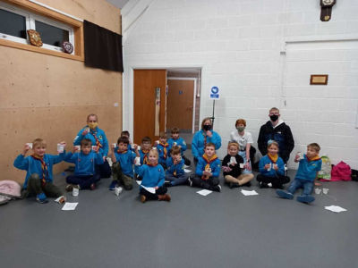 Chippewa Beavers making bird feeders | Asda Gillingham