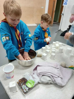 Chippewa Beavers making bird feeders | Asda Gillingham