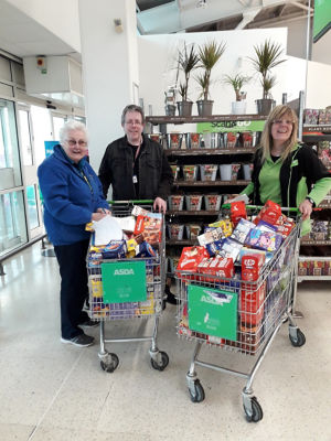 Customers from ASDA Chatham go that Eggstra mile. | Asda Chatham