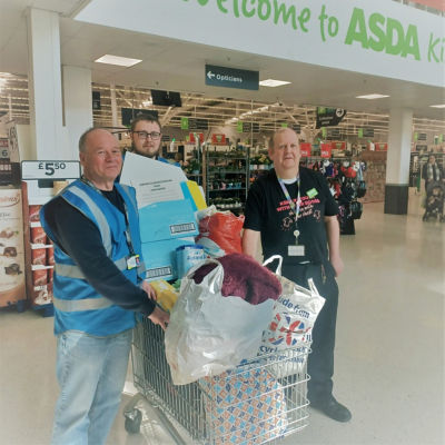 Kingswood colleagues support Ukraine | Asda Kingswood