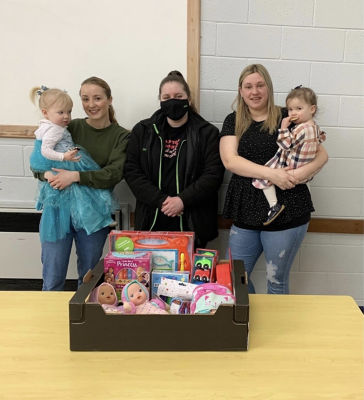 Donation to Claypole Baby and Toddler Group | Asda Newark