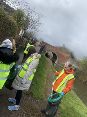 Community litter pick | Asda Worksop