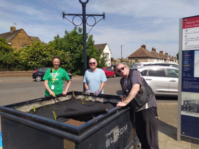 Community plants for the Jubilee  | Asda Tilbury