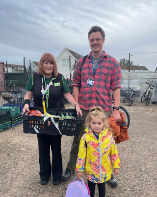 Fruit donations for local schools | Asda Dunbar