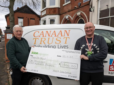 Helping families at Christmas | Asda Long Eaton