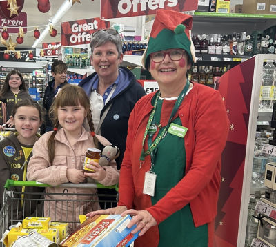 Derryloran Brownies Cookstown help foodbank | Asda Cookstown