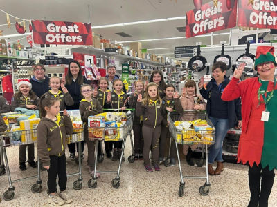 Derryloran Brownies Cookstown help foodbank | Asda Cookstown