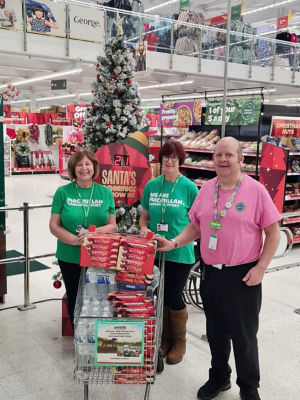 Kingswood supports Macmillan carol concert | Asda Kingswood