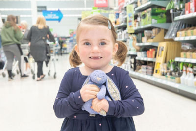 Little Violet MacIntosh is reunited with the bunny she lost in Asda Leith