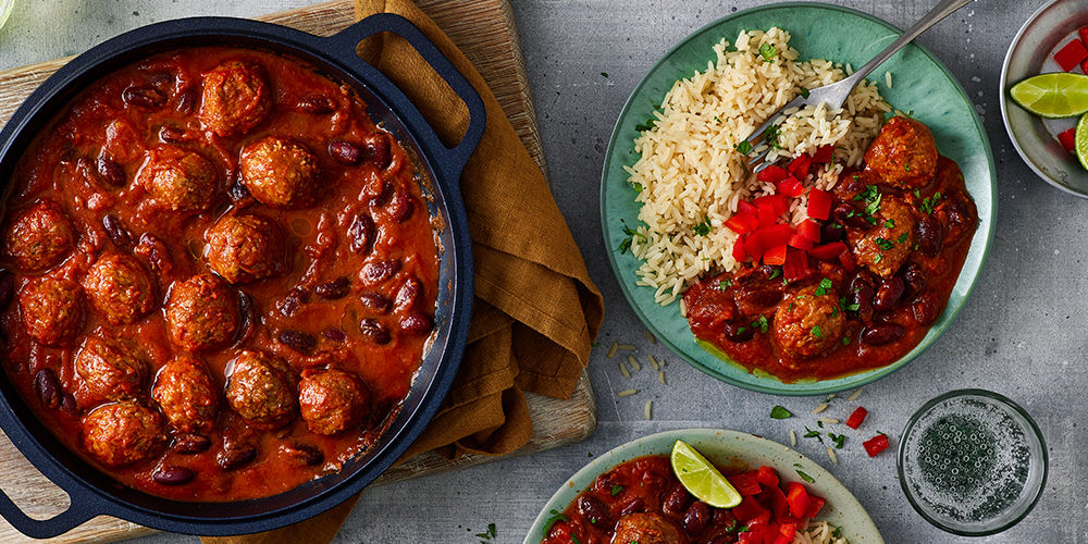 Veggie-packed Meatball Chilli
