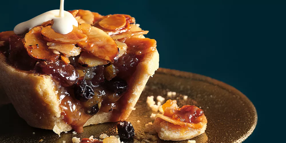 Exceptional Florentine Topped Caramel Mince Pies