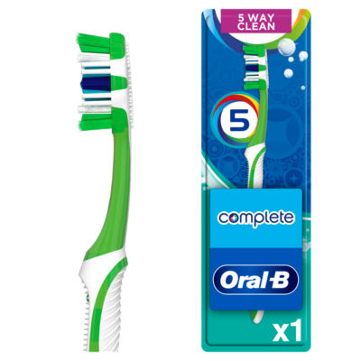 Oral-B Pro Clean Medium Manual Toothbrush