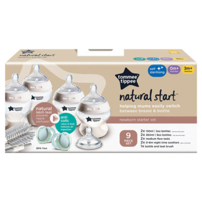 Tommee Tippee Natural Start Newborn Starter Set, Slow & Medium-Flow, Mixed Sizes