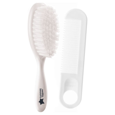 Tommee Tippee Essential Basics Brush and Comb Set, Soft Bristles for Baby Hair