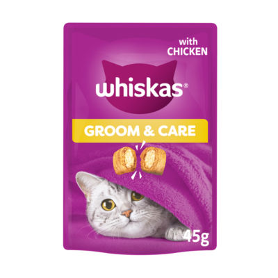 Whiskas ® Groom & Care Adult Cat Treats with Chicken 45g