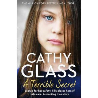 Paperback Terrible Secret - Cathy Glass
