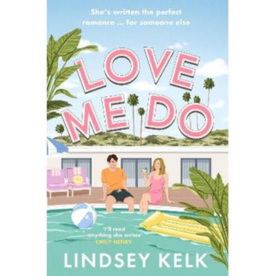 Paperback Love Me Do - Lindsey Kelk