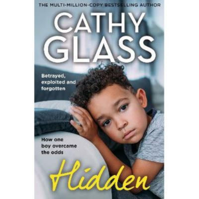 Paperback Hidden Cathy Glass