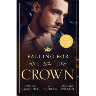 Paperback Falling For The Crown - 3 Books in 1 - Andrea Laurence